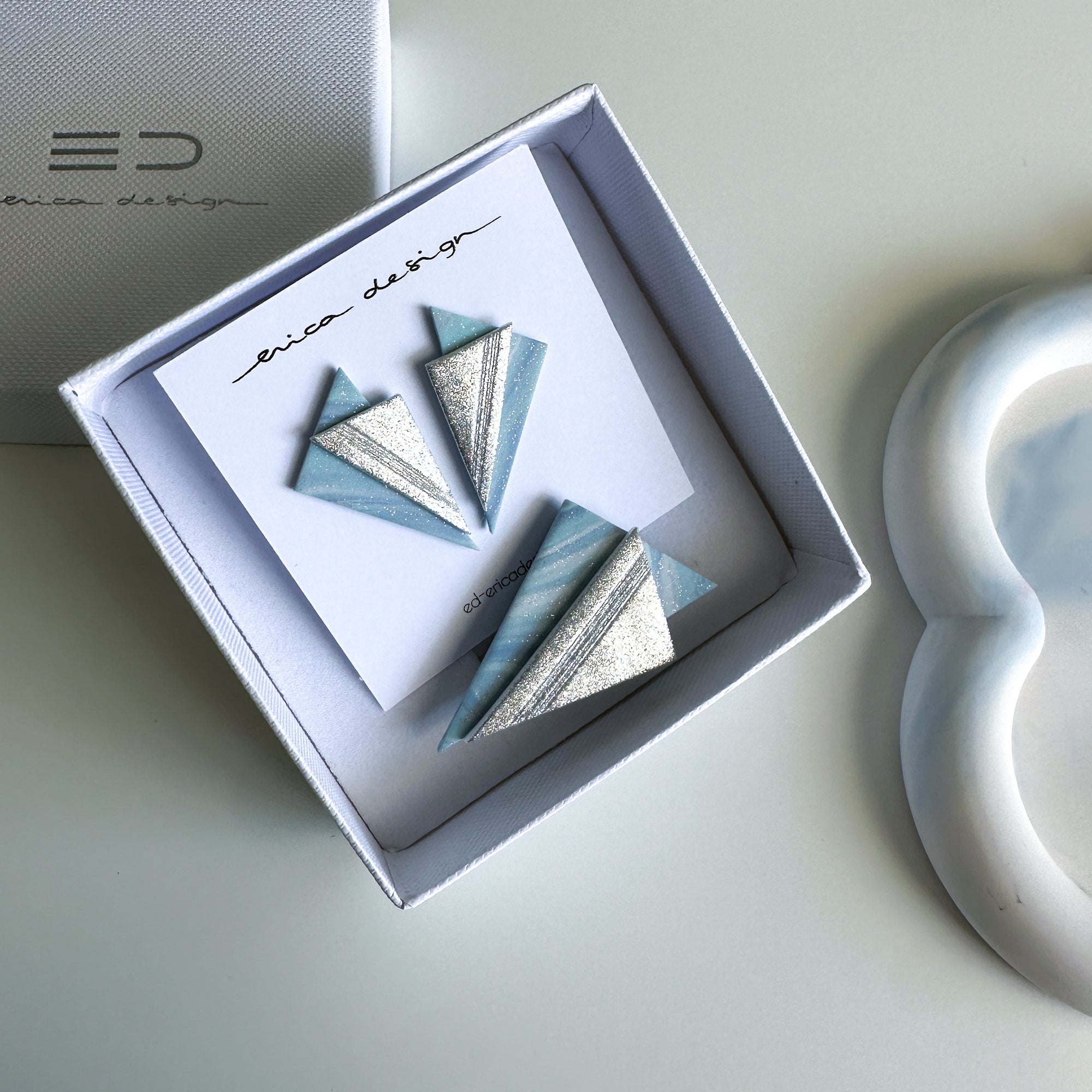 asymmetric . limited edition | blue - silver