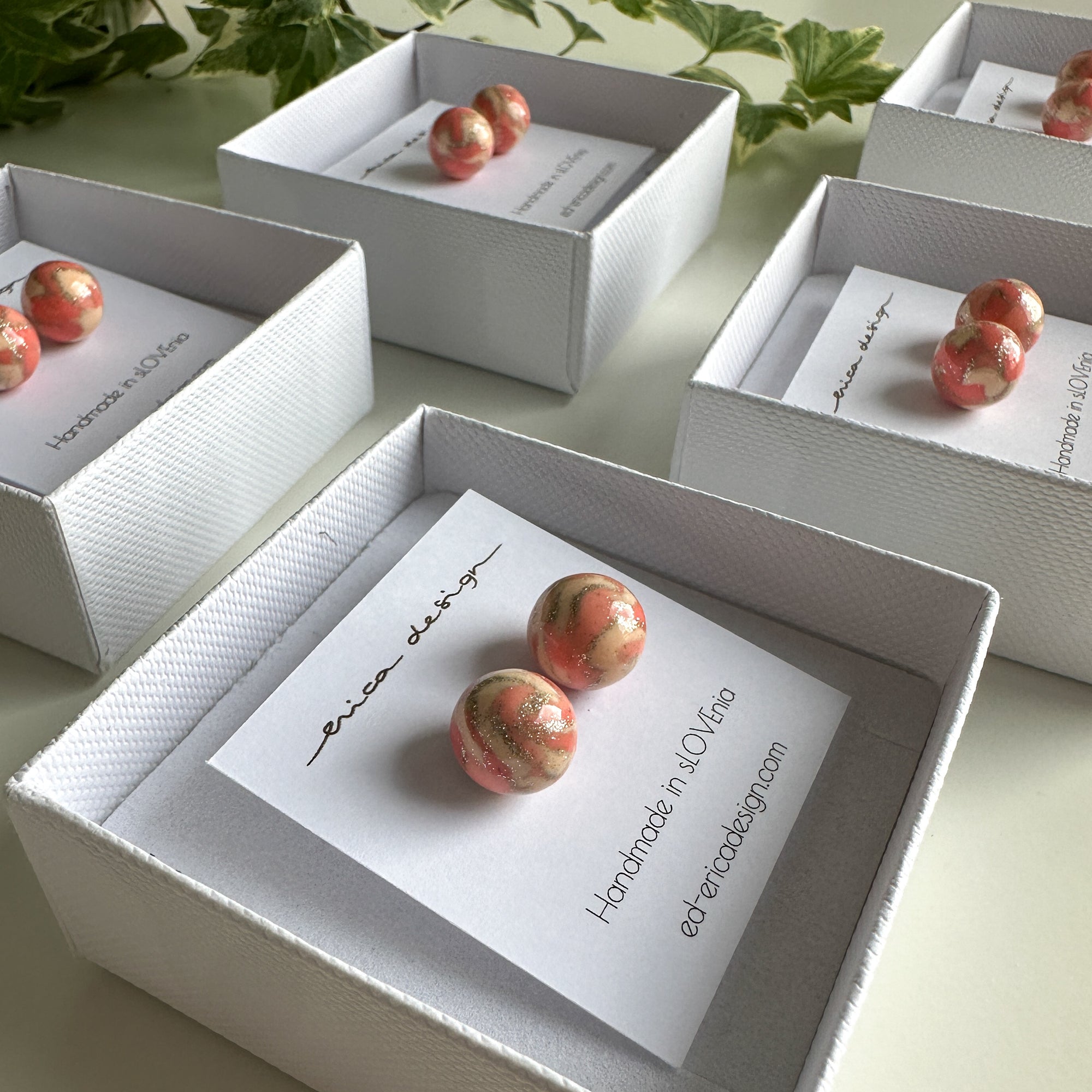 bulb studs | orange