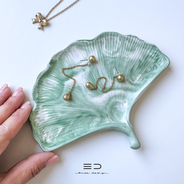DECORATIVE GINKGO TRAY | WHITE GREEN
