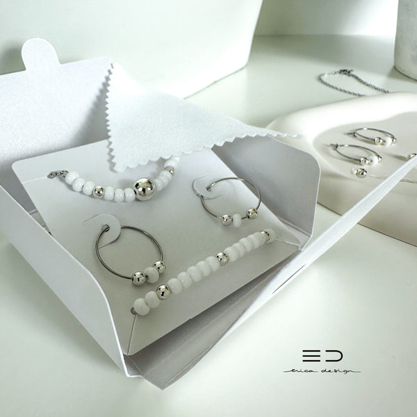 ensemble | bracelet, boucles d'oreilles, collier