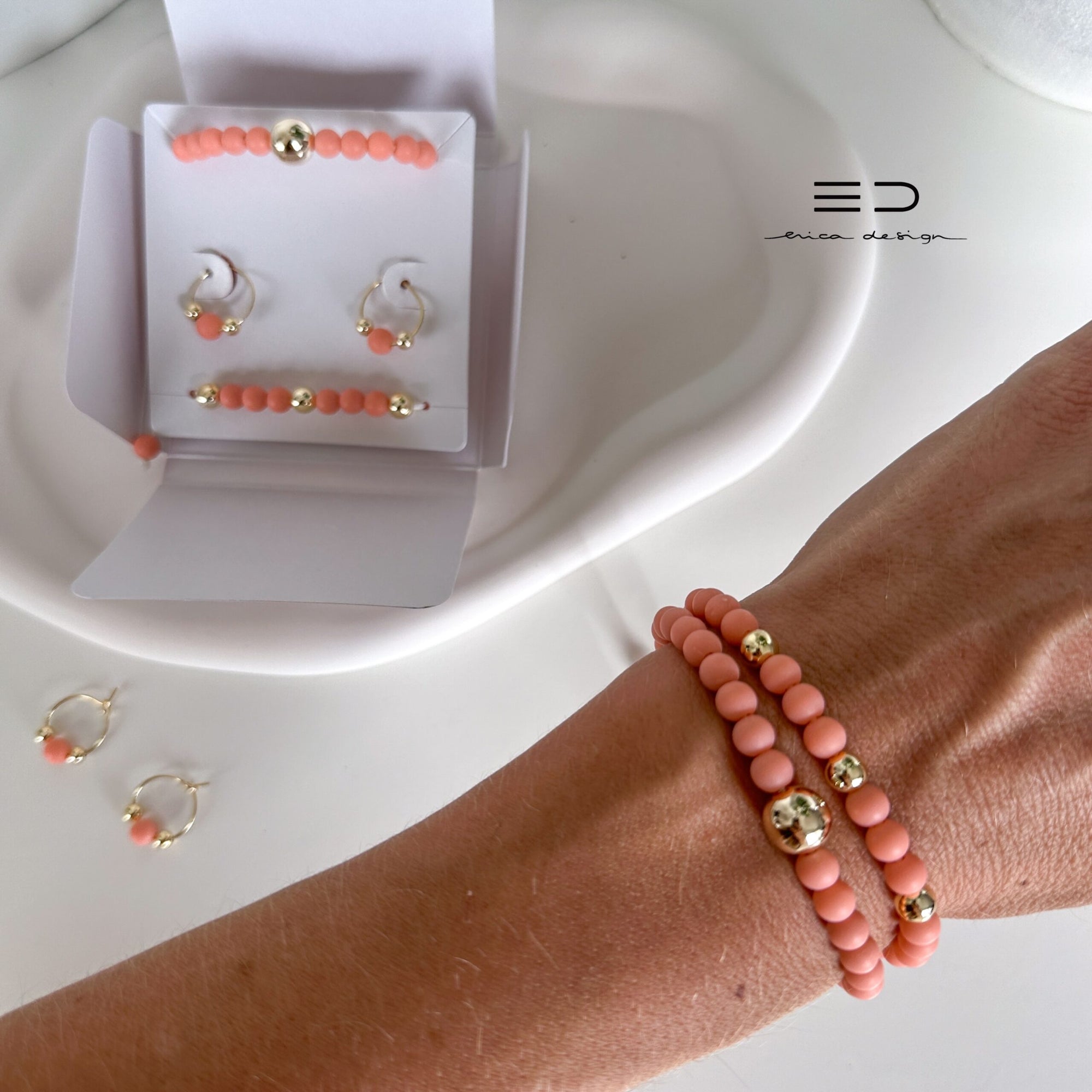 set | two bracelets, earrings