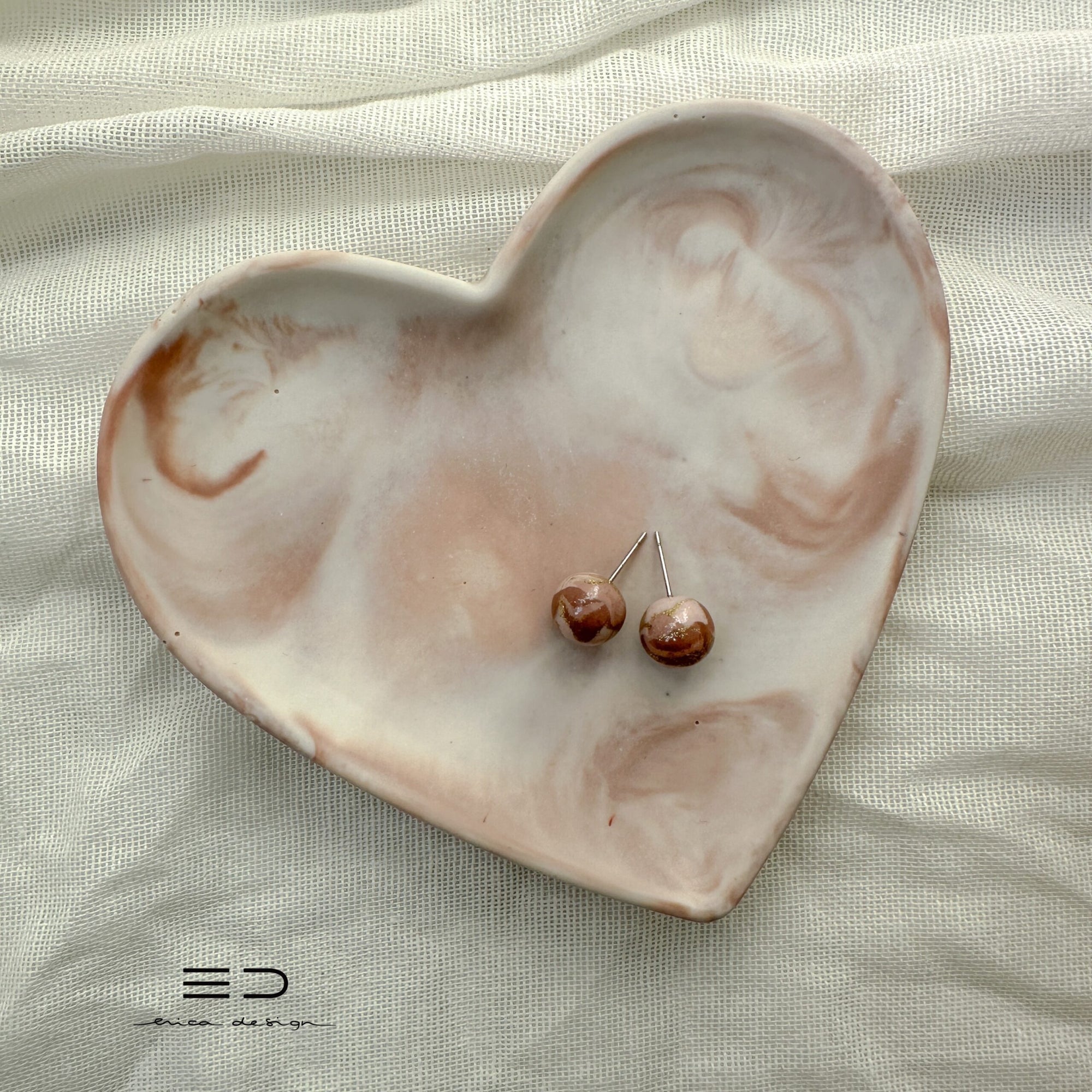 gift set | HEART | earrings + tray