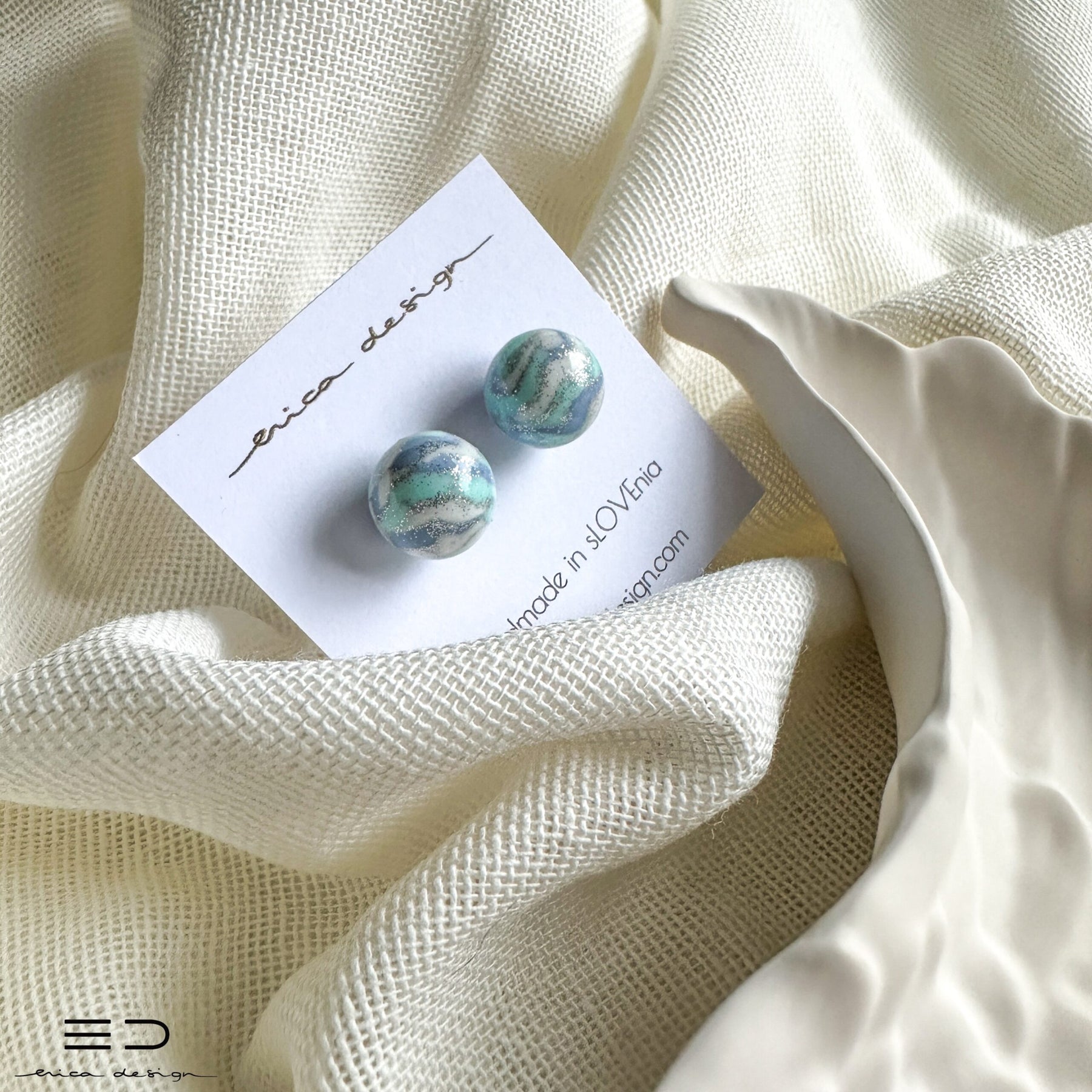 gift set | marble earrings + wing tray