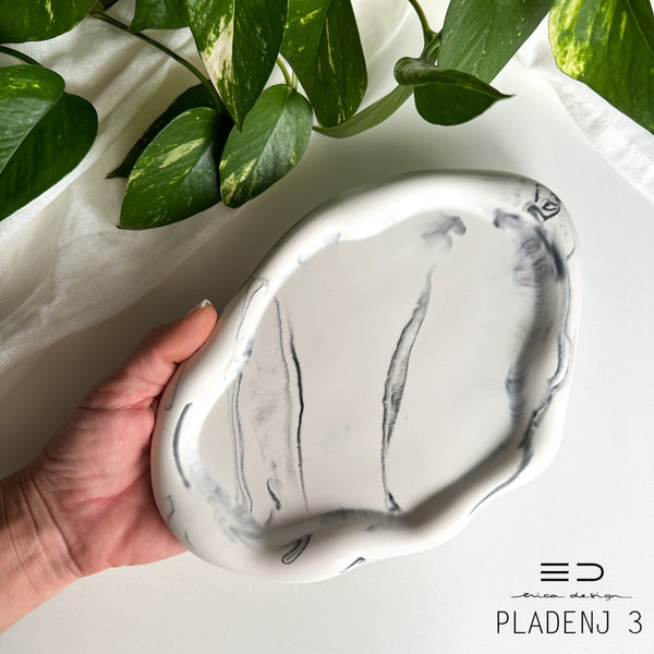 decorative tray wave | black and white