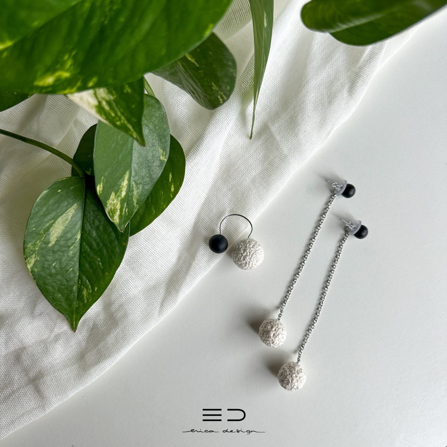 bulb | black and pearl color | 2in1 earrings + ring