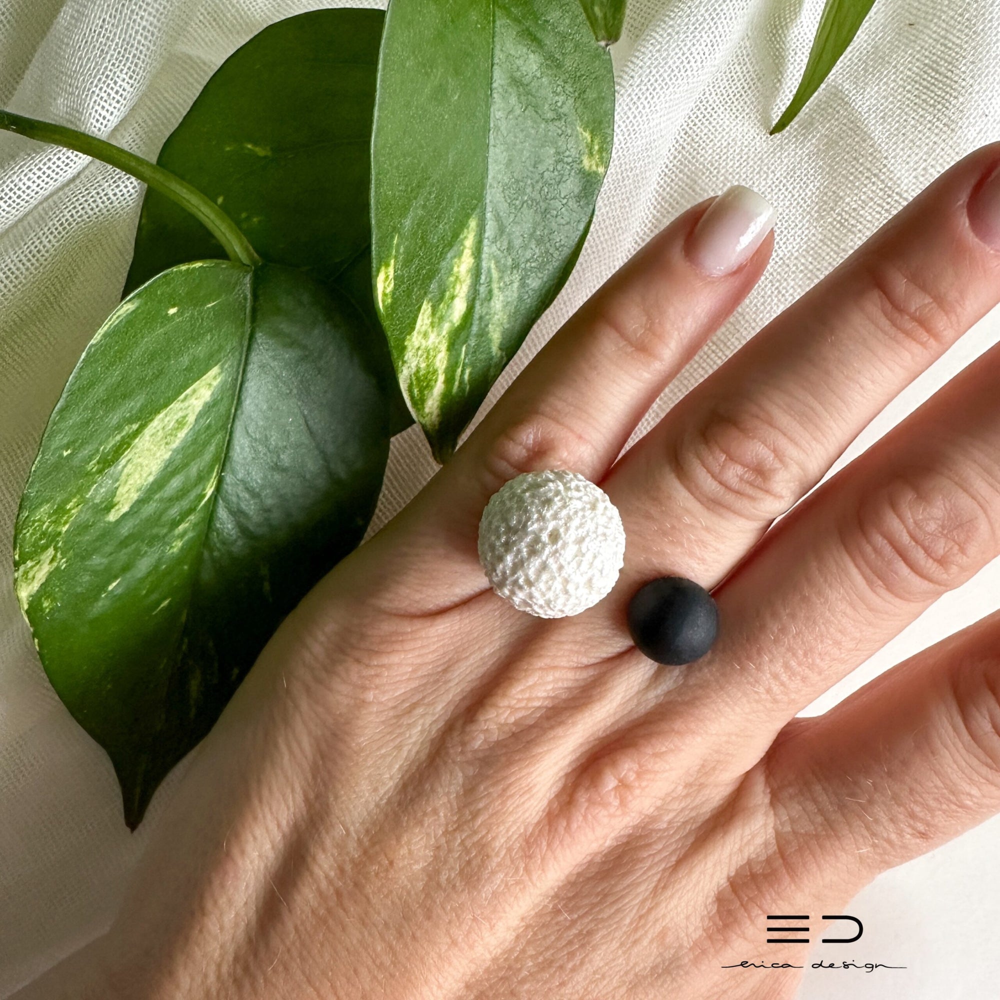 bulb | black and pearl color | 2in1 earrings + ring