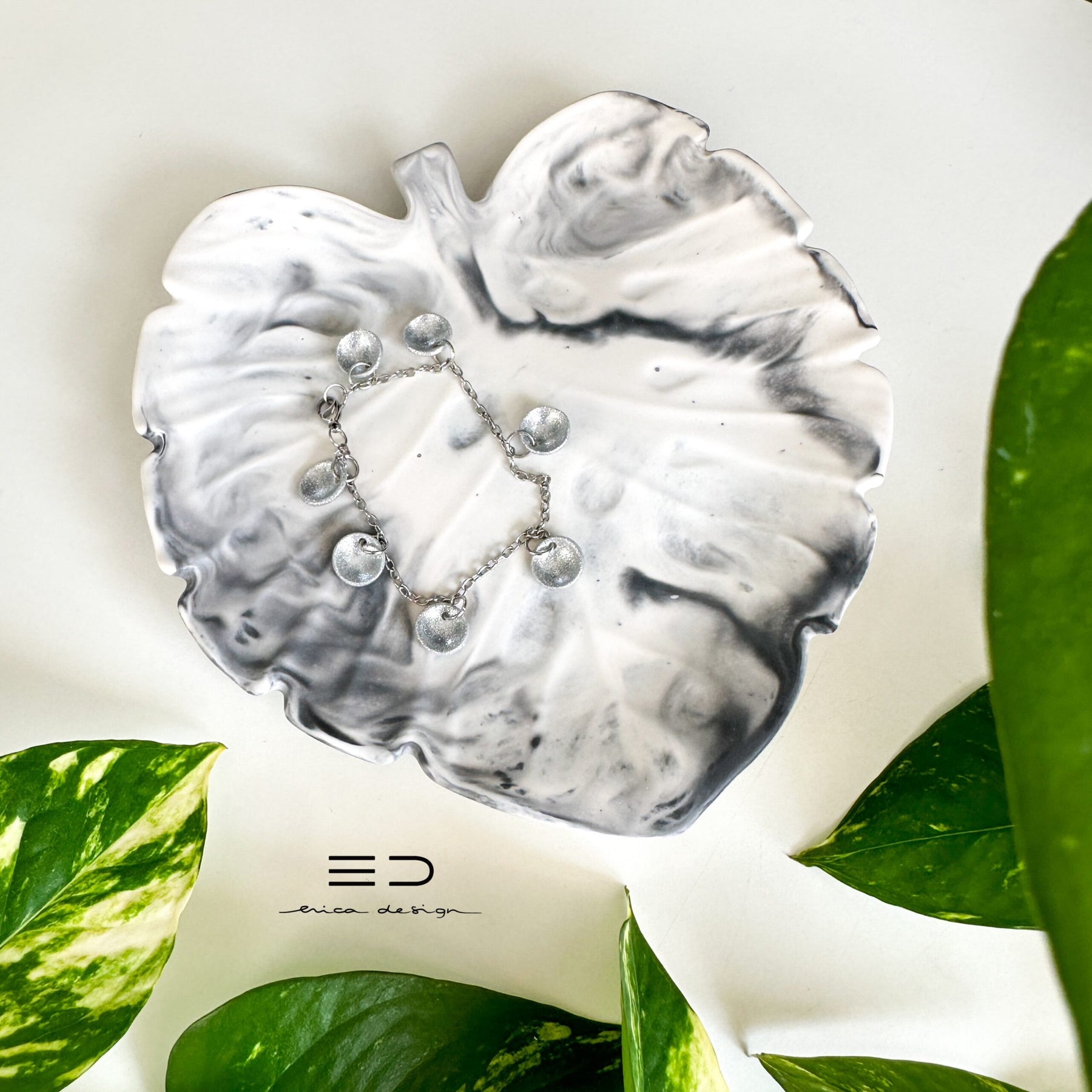 decorative tray monstera | black