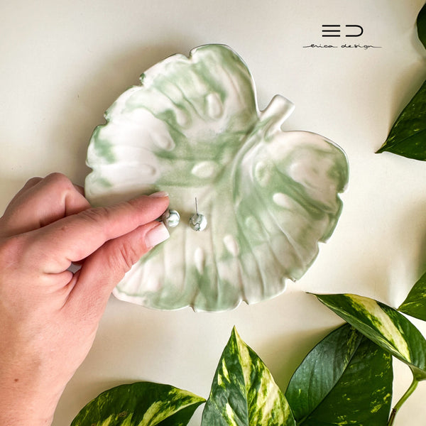decorative tray monstera | green
