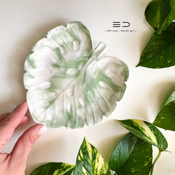 monstera decorative tray | green
