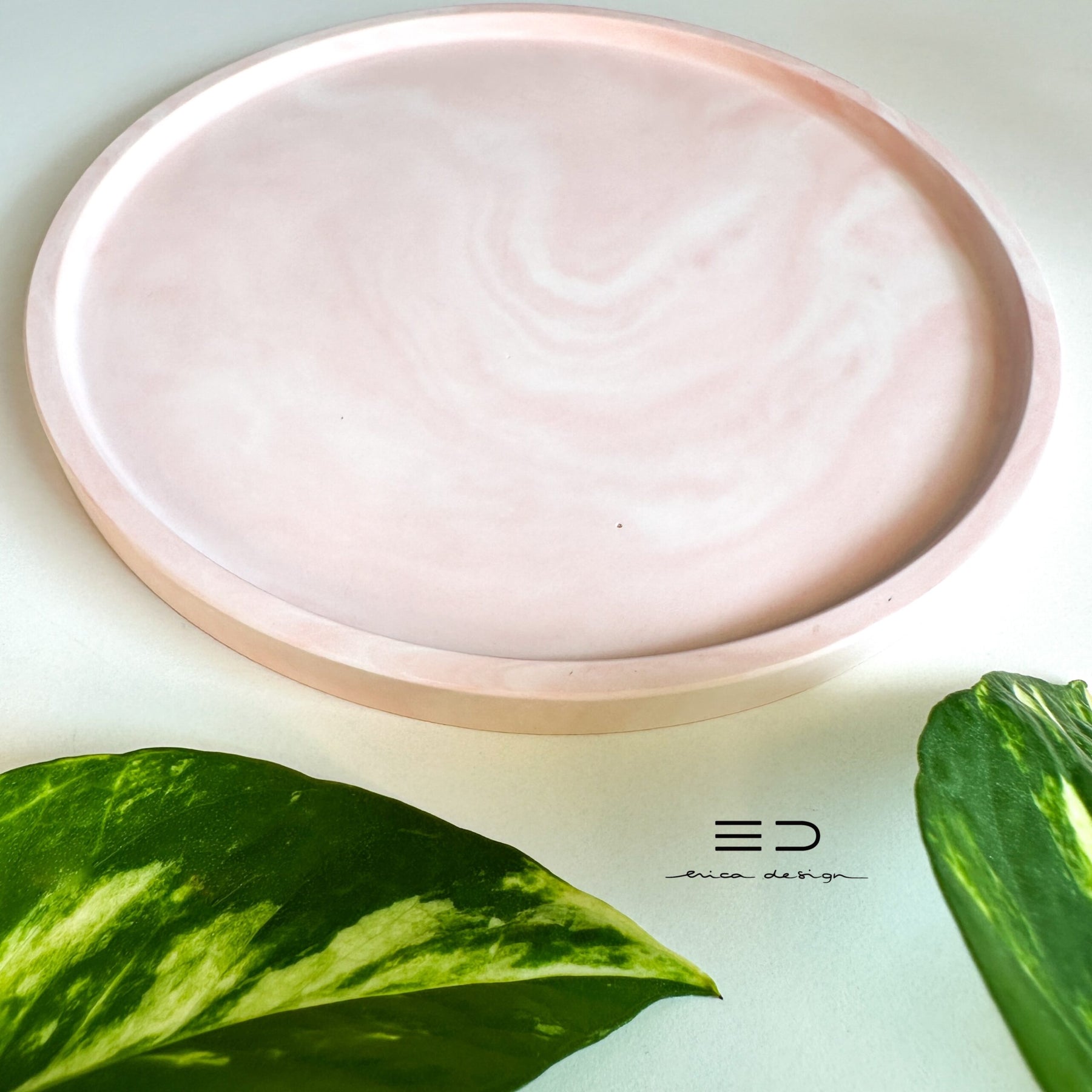decorative tray round | pink
