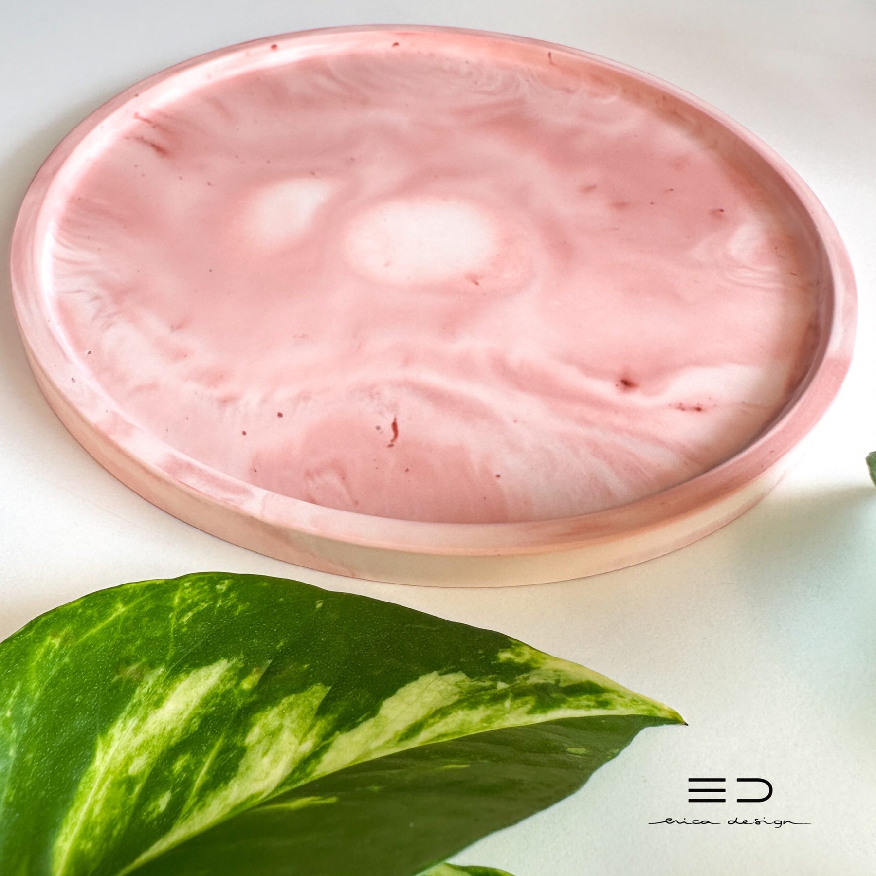 decorative tray round | pink