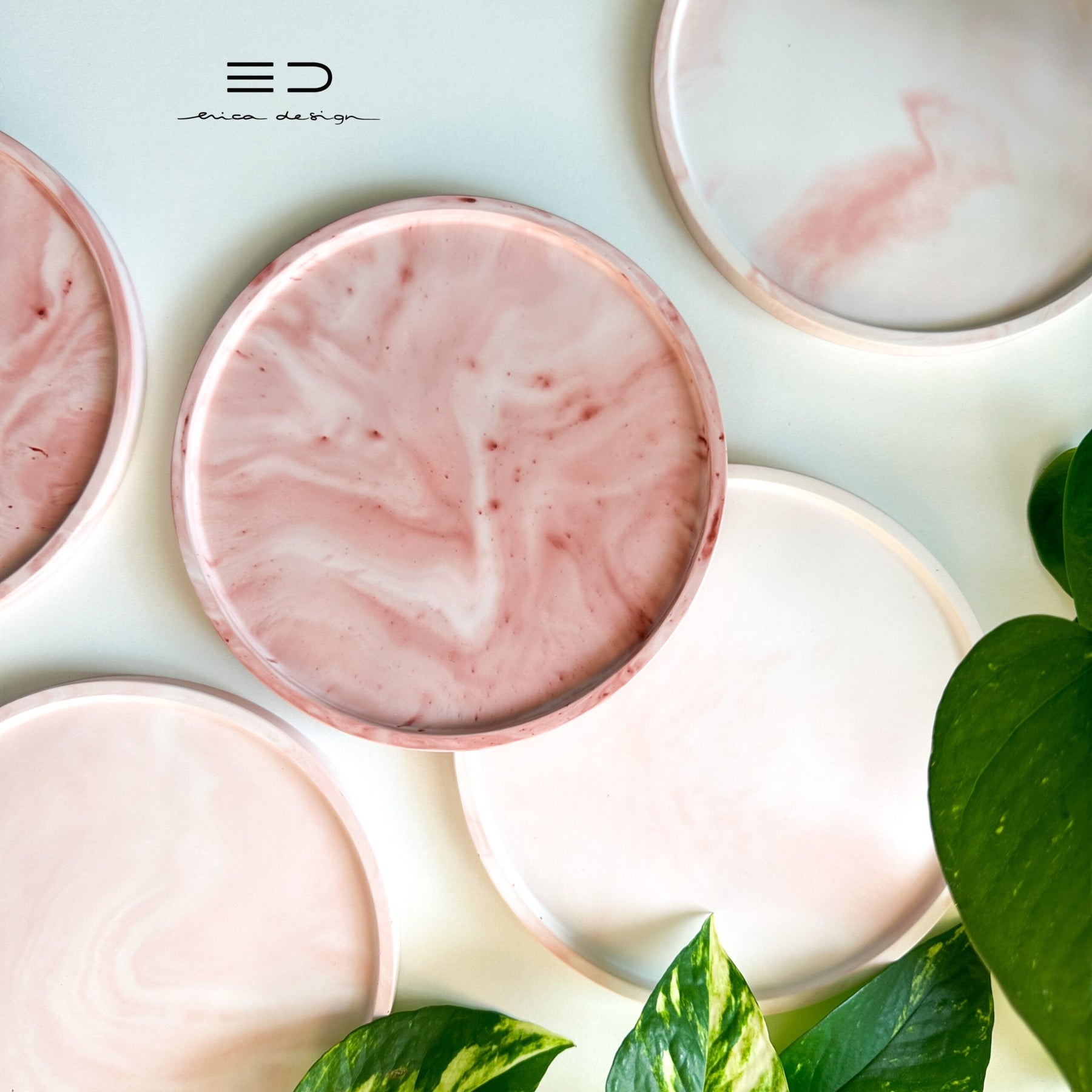 decorative tray round | pink