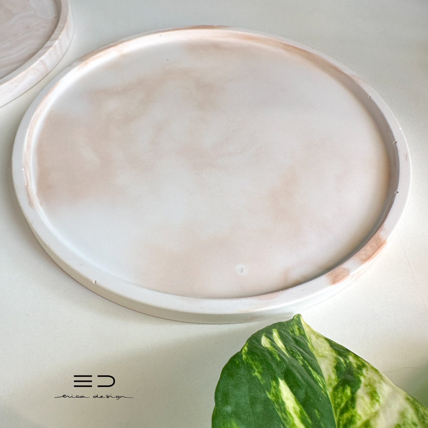 decorative tray round | beige