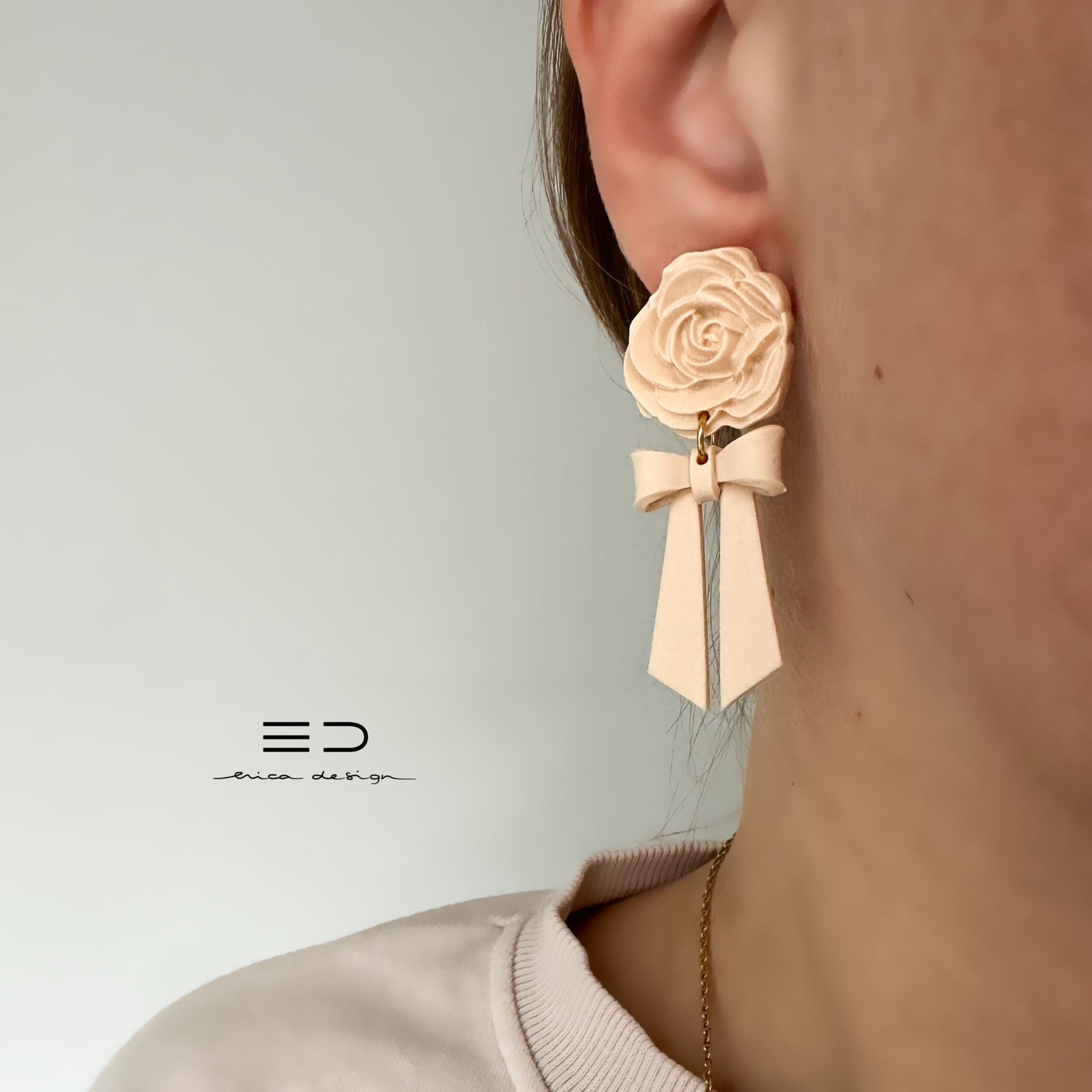 drop earrings | bow and rose