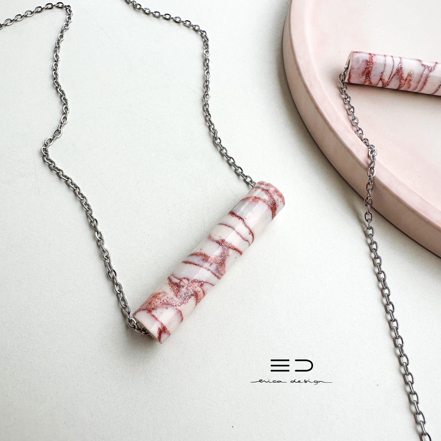 tube | marble with glitter