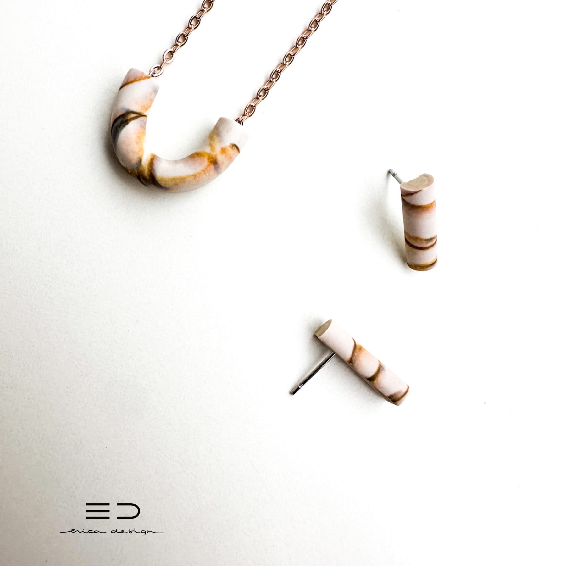 tube | marble matte