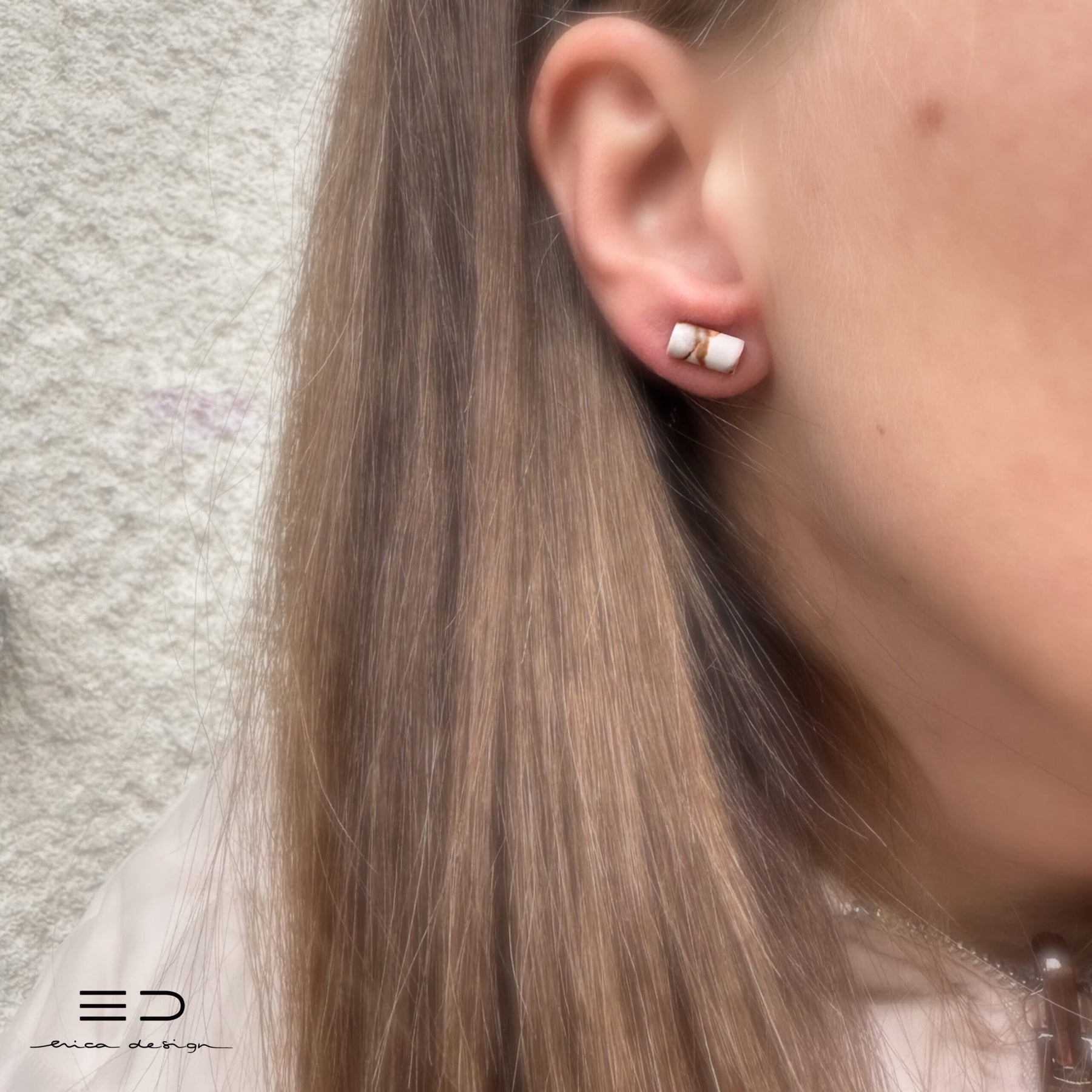 tube | marble matte