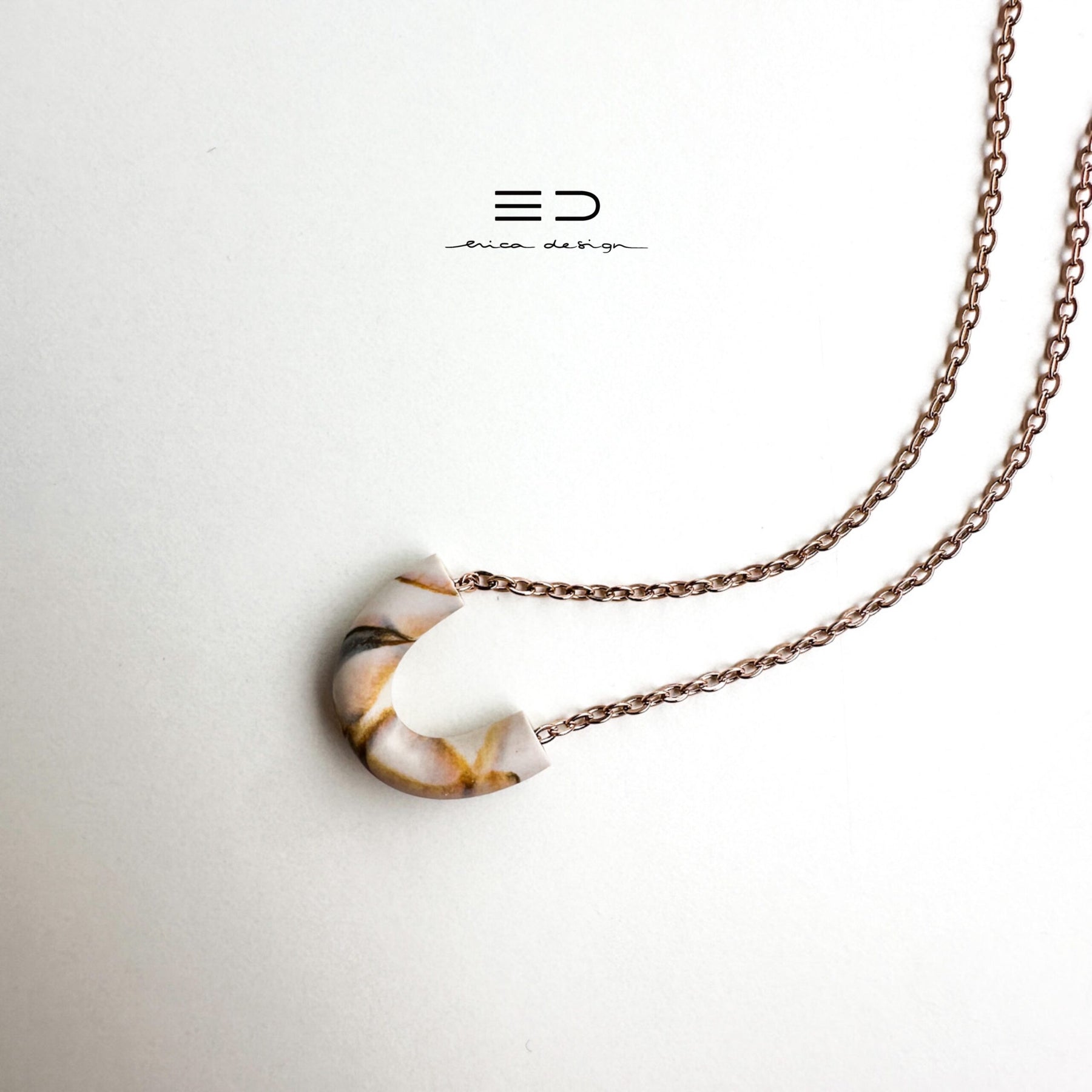 tube | marble matte