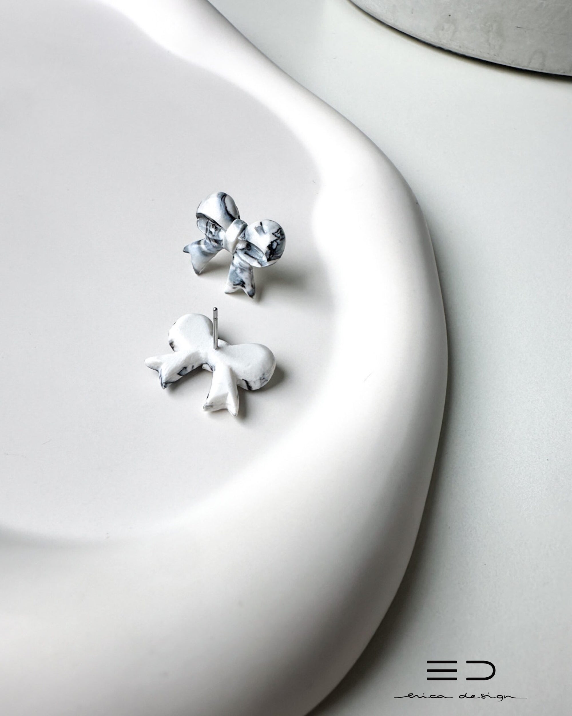 Marble bows | white - black