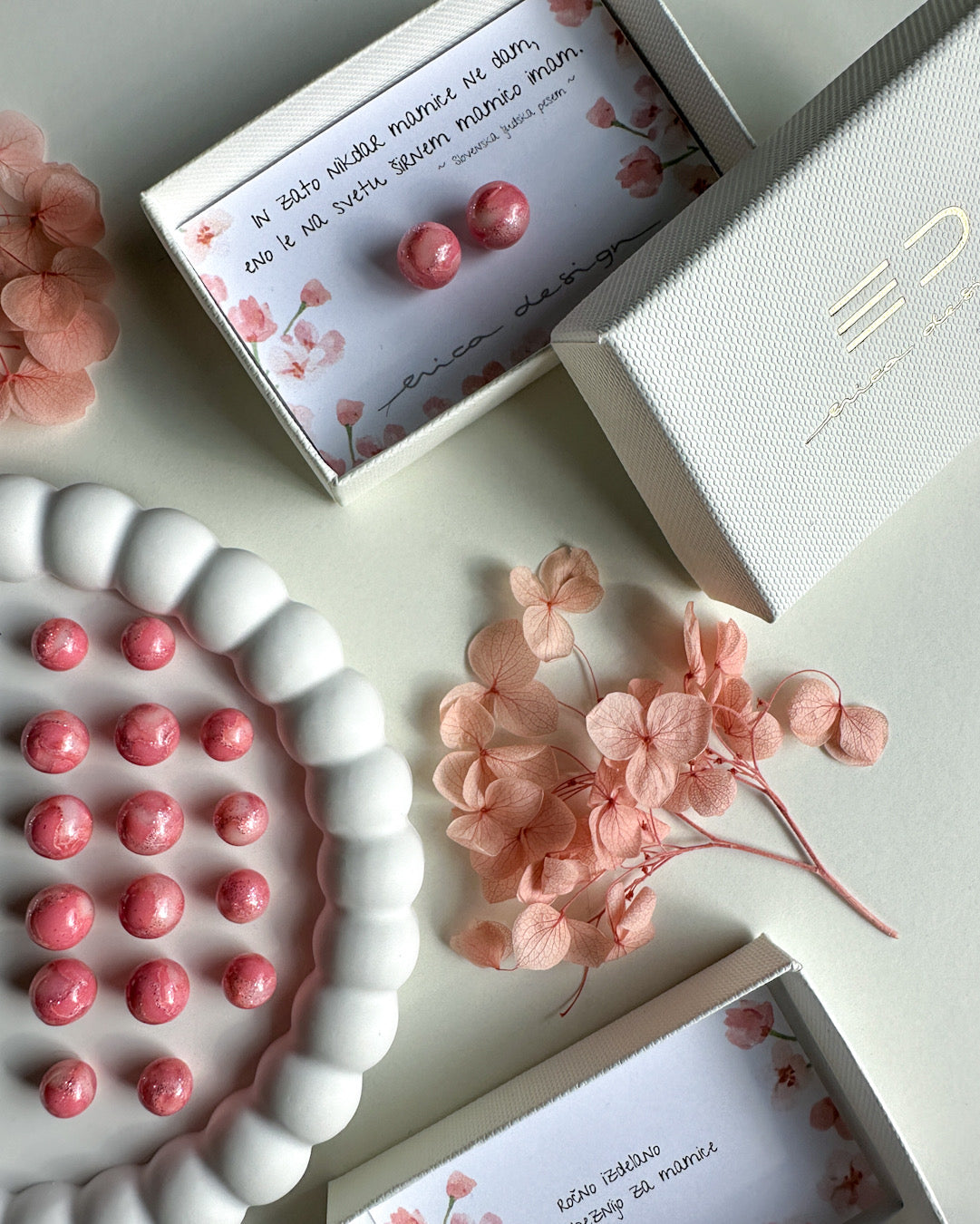 Coffret cadeau pour maman avec un vers | corail