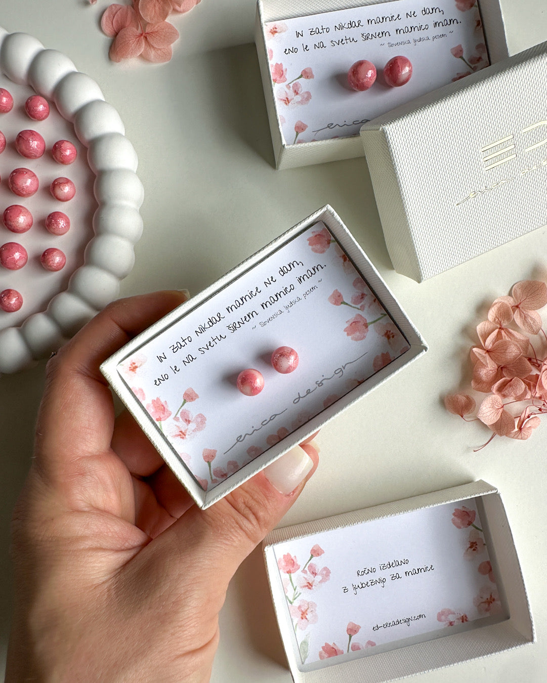 Coffret cadeau pour maman avec un vers | corail
