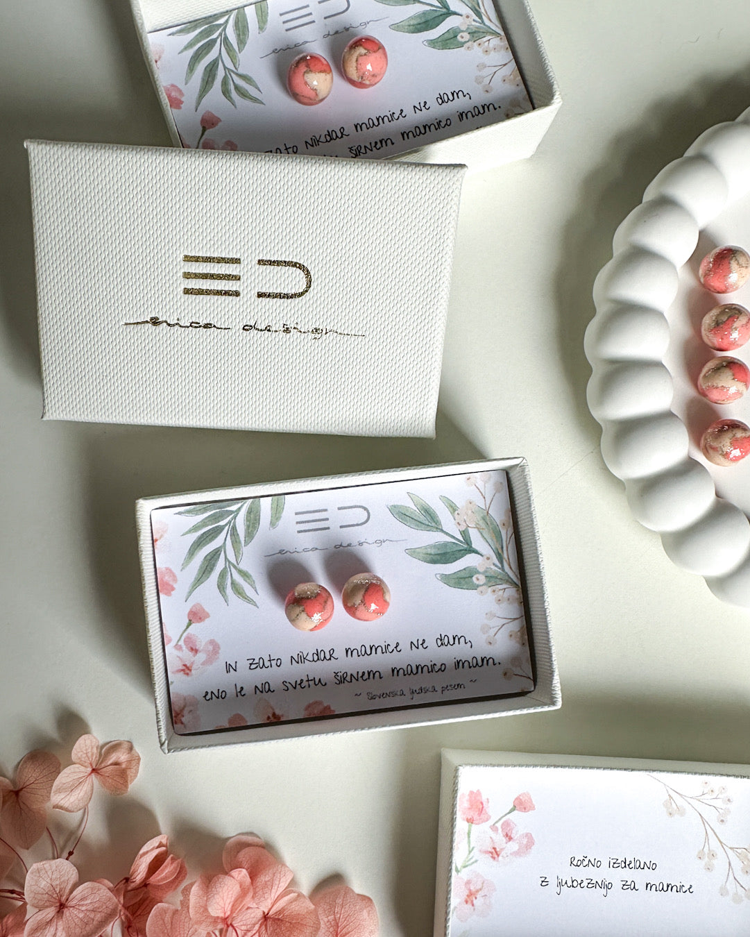 Gift package for mom with a verse | orange