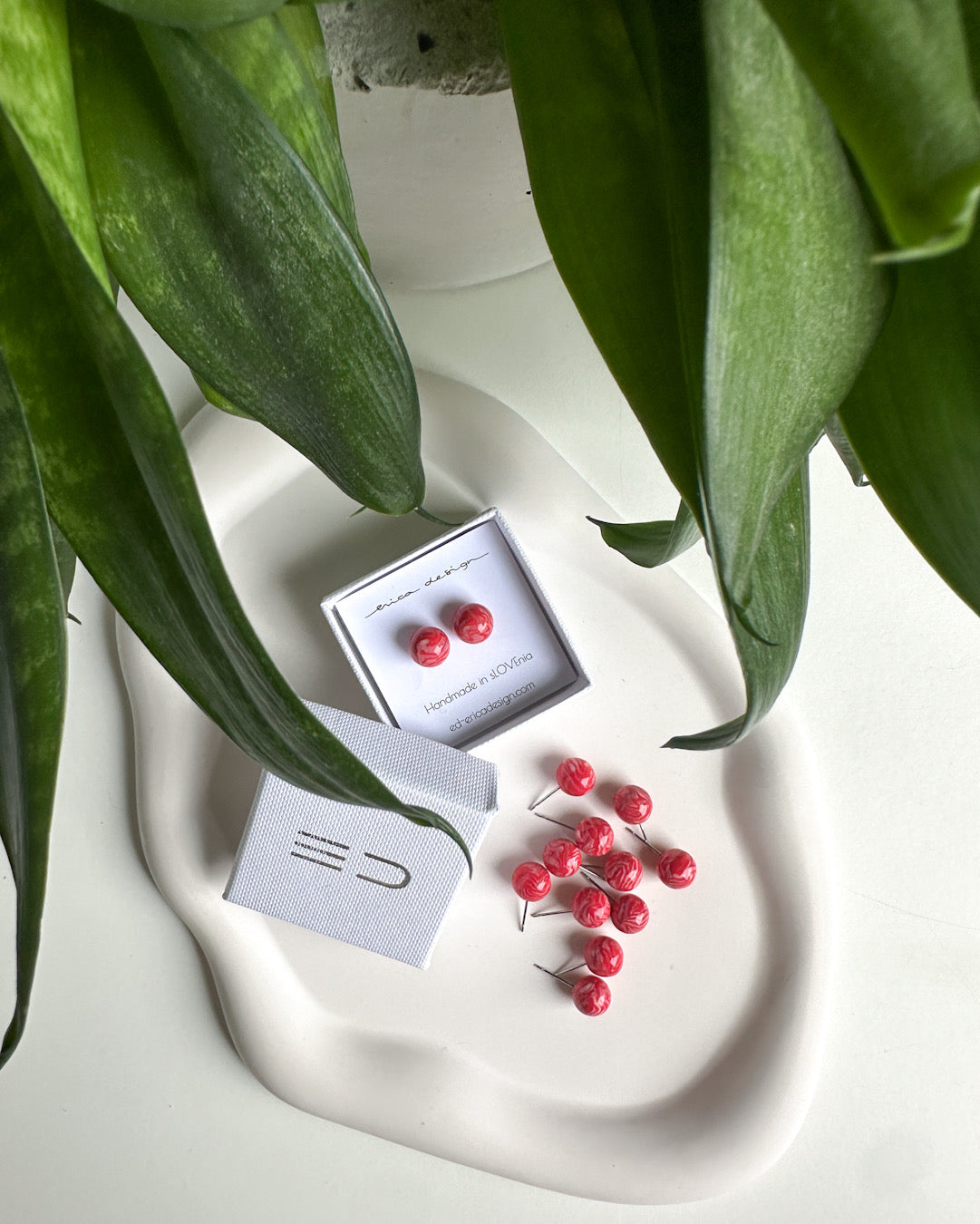 bulb | LIMITED EDITION | red