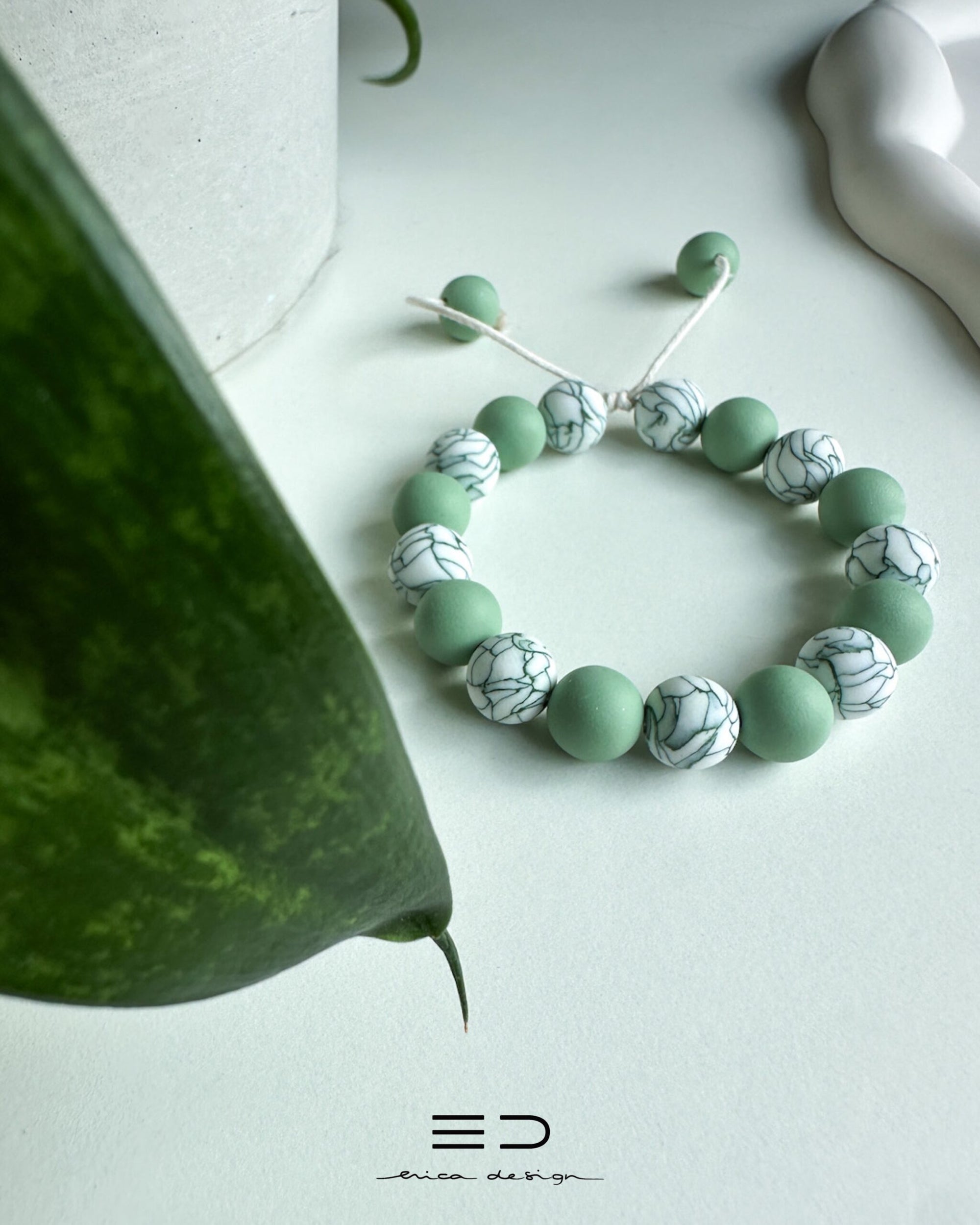 bulb marble green | bracelet, studs