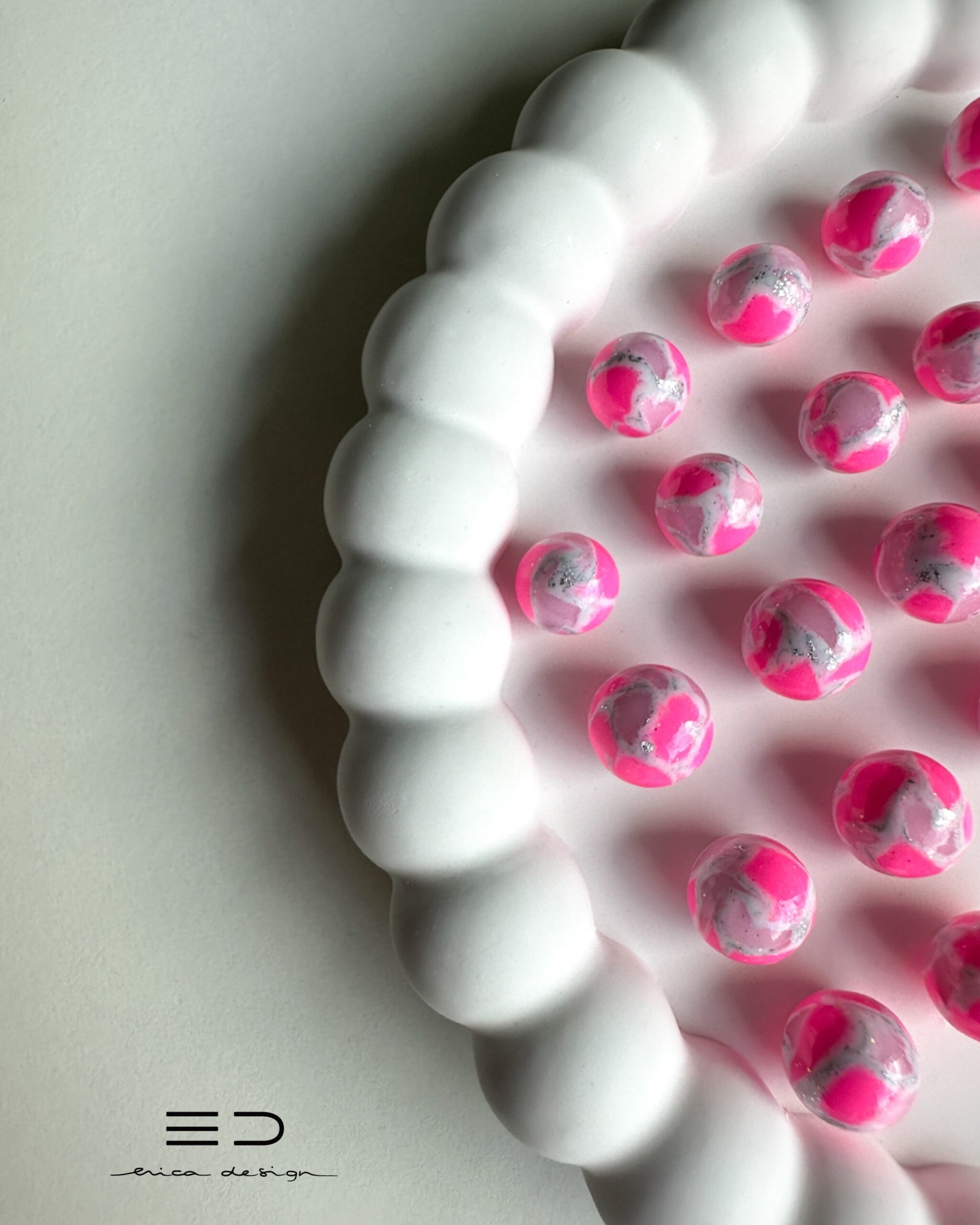 bulb | LIMITED EDITION | neon pink