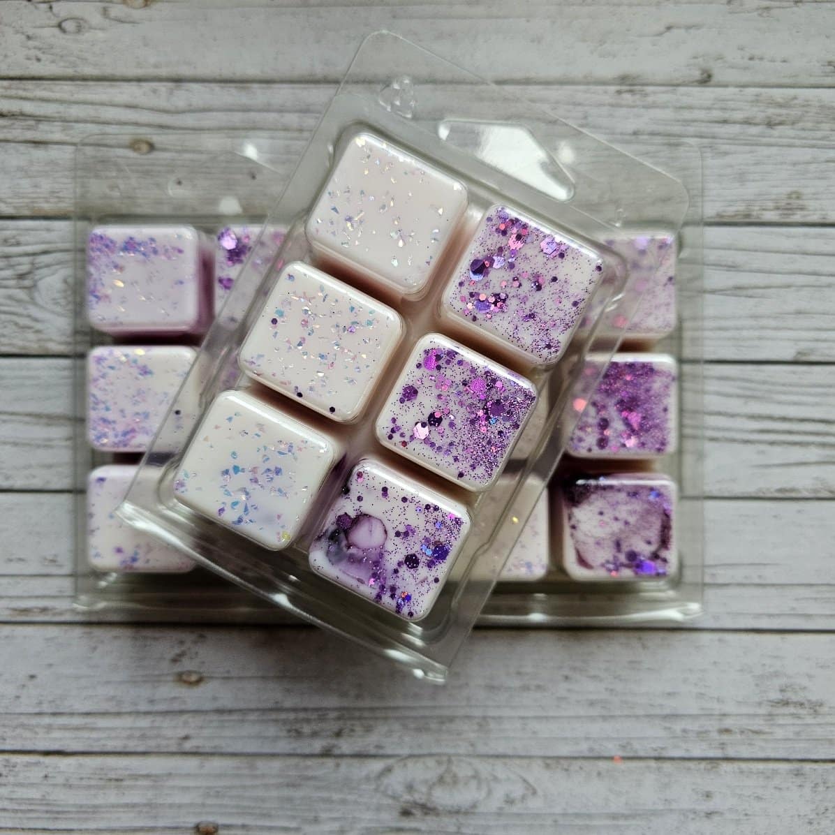 Calming purple clamshell