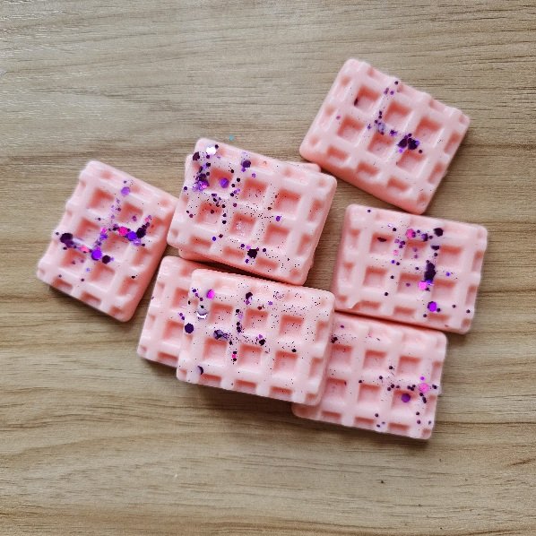Bubble gum mini waffle