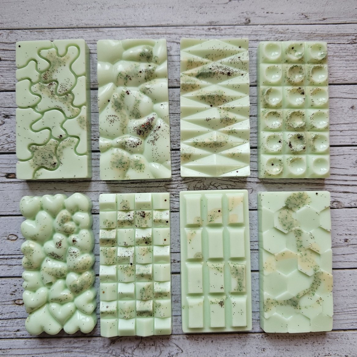 Herbal tonic and lime mini snapbar