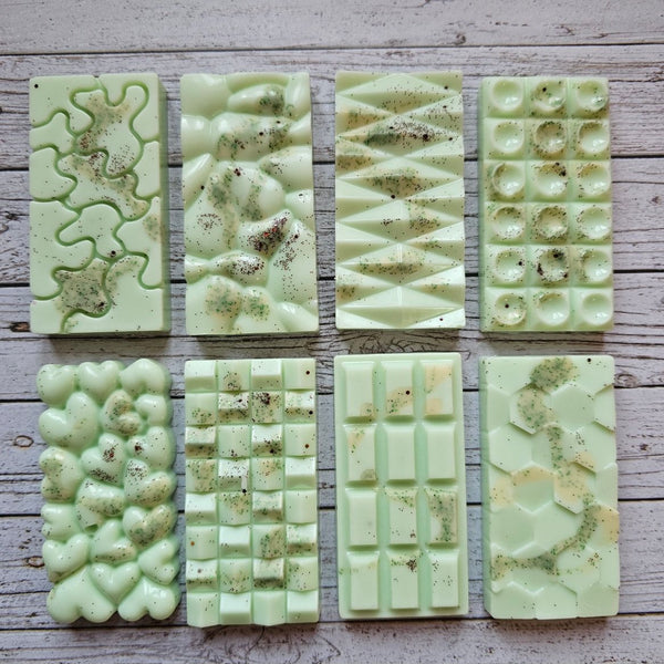 Herbal tonic and lime mini snapbar