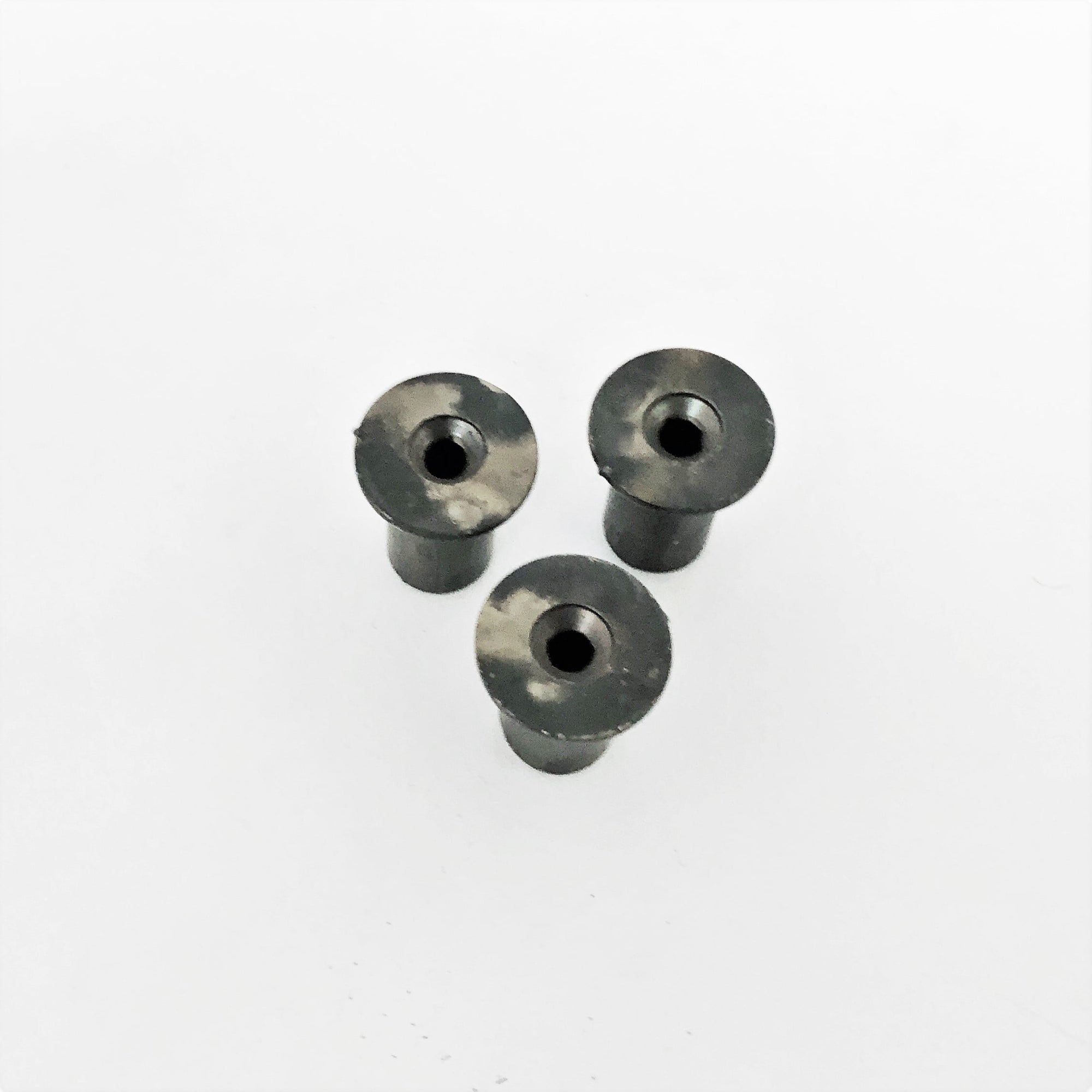 Industrial Hooks Matte White (Round) - Set