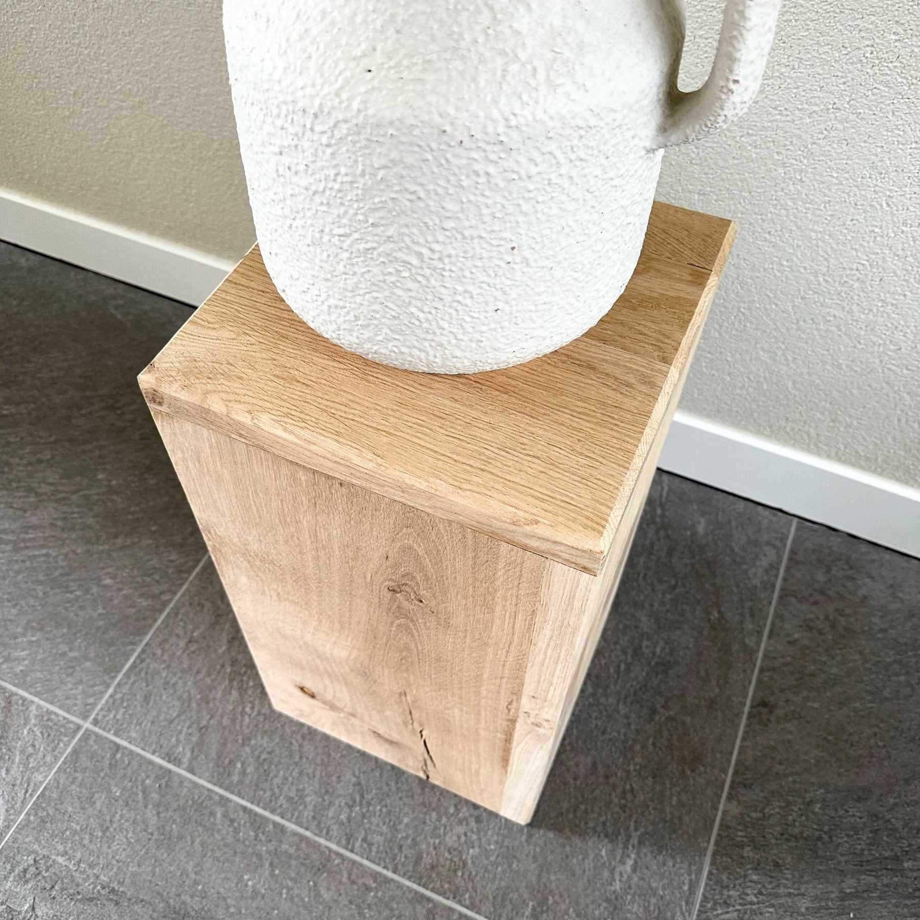 Oak Wood Pedestal