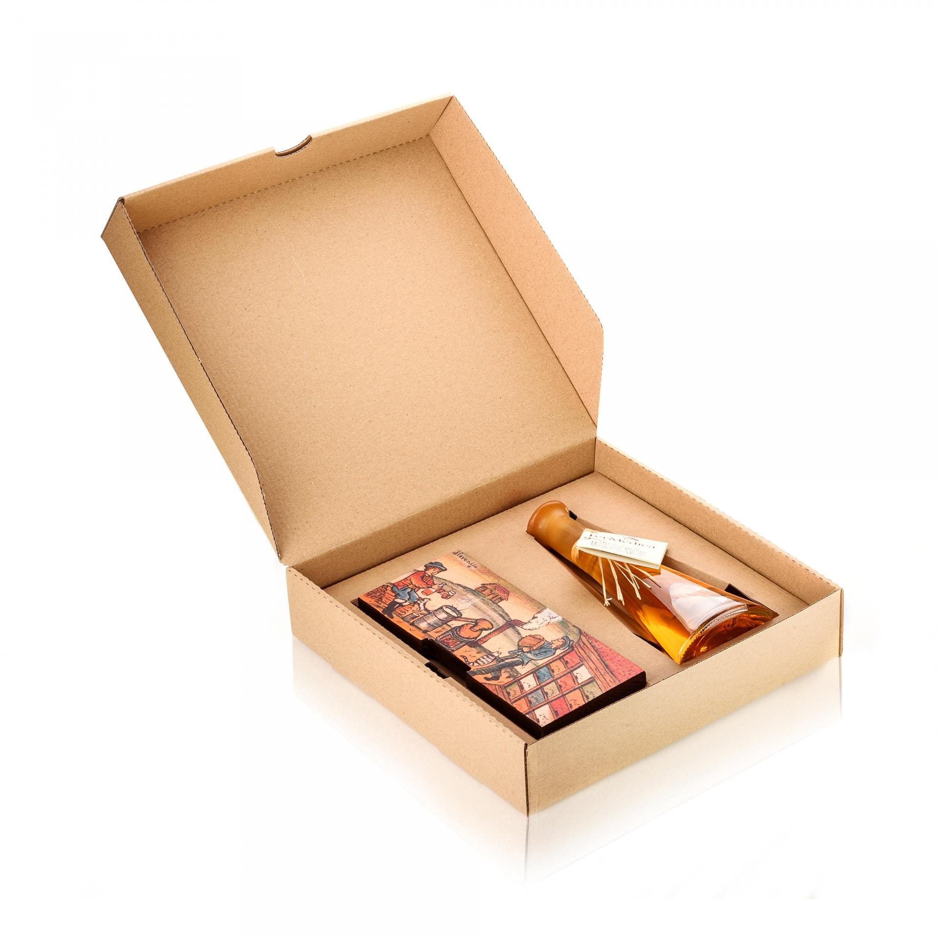 Med in žganje, med z dodatki, darilni seti v lični embalaži fermedica 43