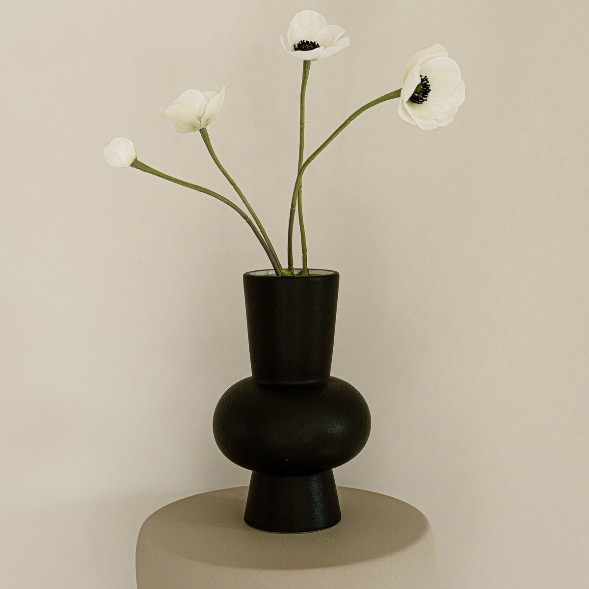 Vase Ann - black - ceramic - round - 21 cm