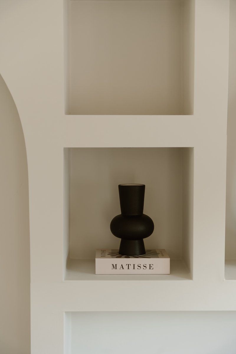 Vase Ann - black - ceramic - round - 21 cm