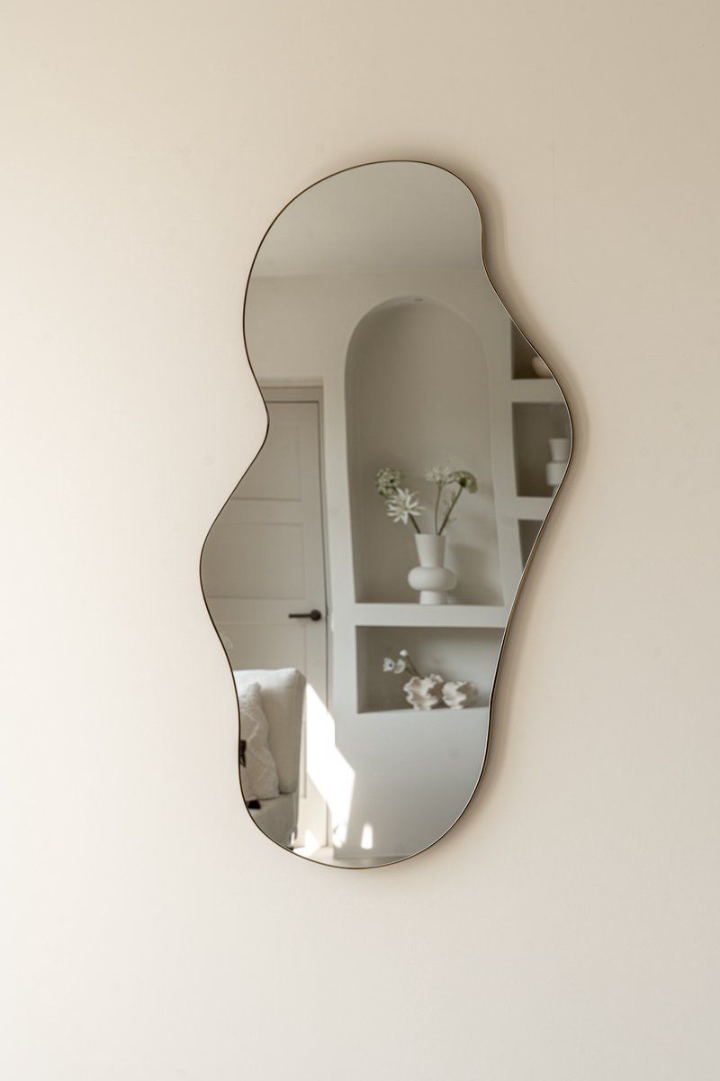 Troas Mirror - organic shape - asymmetrical - wall mirror - 110cm - gold