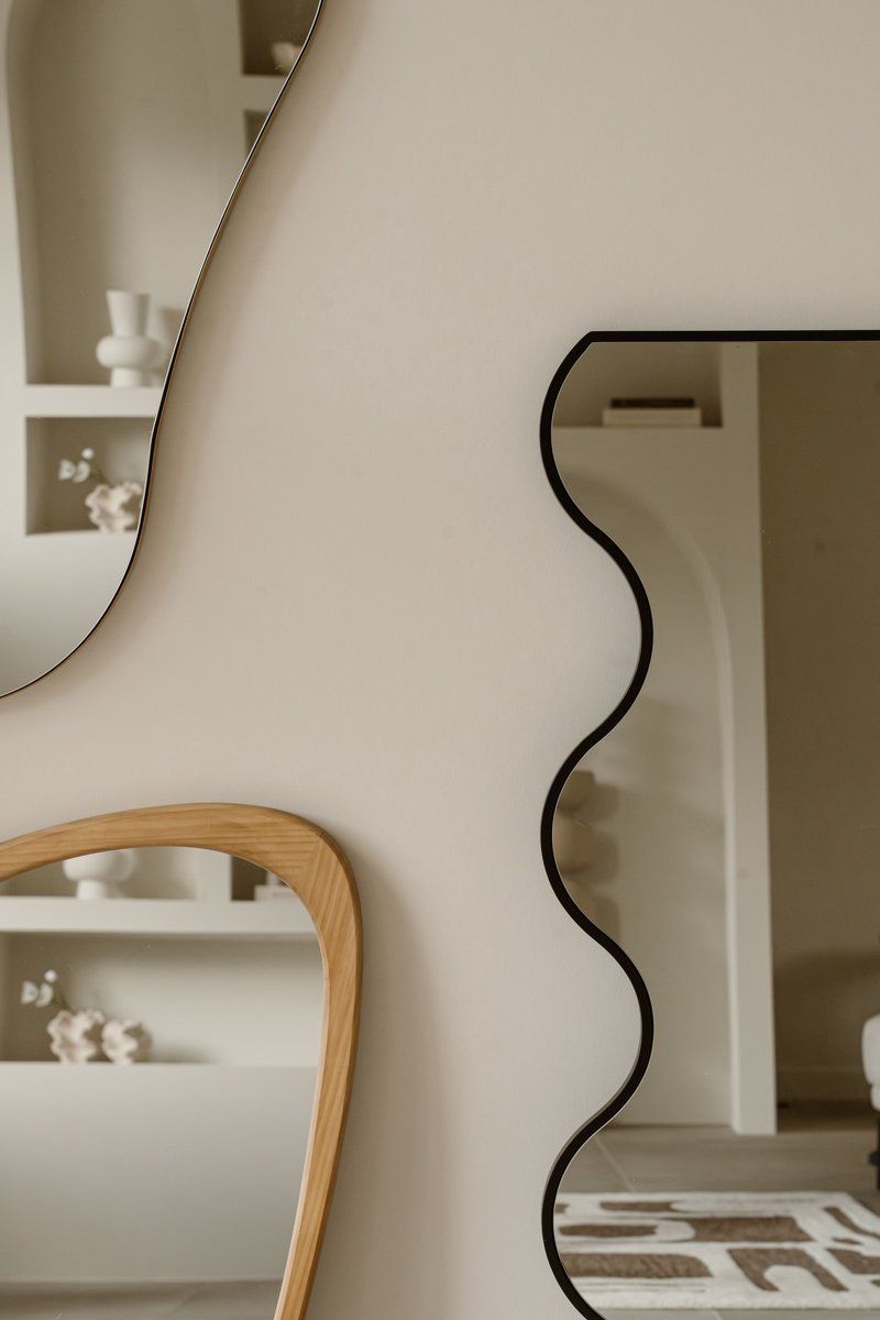 Indore Home - Mirror - Organic Shape - Wavy Edge - Wall Mirror - 120cm - Black