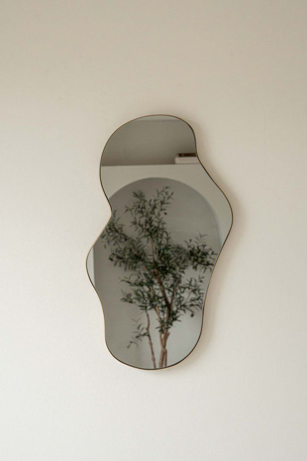 Indore Home - Spiegel - organische vorm - asymmetrisch - wandspiegel - 60cm - goud