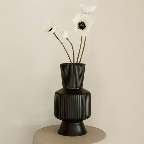 Indore Home - Boho Vase - Flower Vase - Ribbed Vase - Living Room Decoration - Black Vase - L