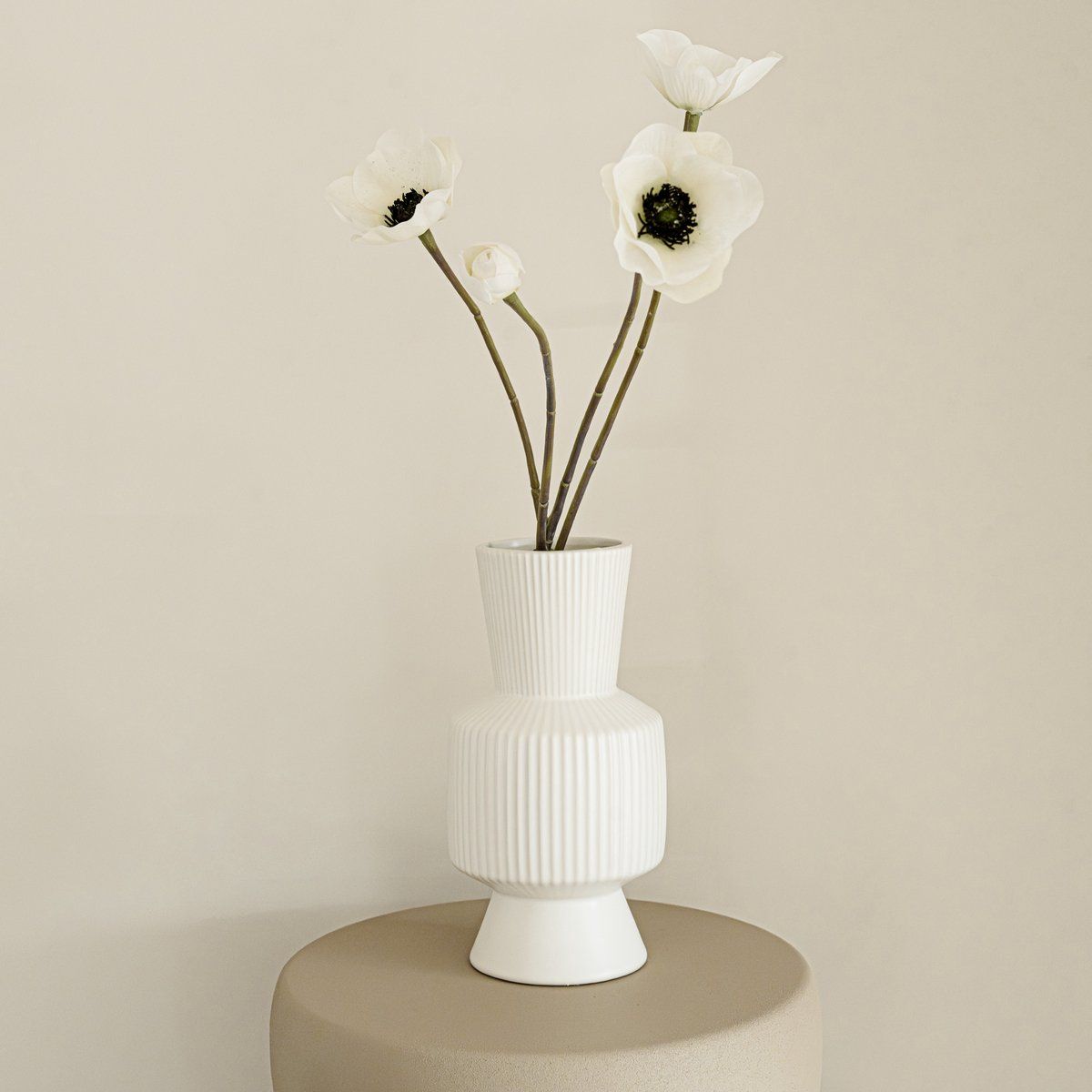 Indore Home - Boho Vase - Flower Vase - Ribbed Vase - Living Room Decoration - White Vase - 21cm