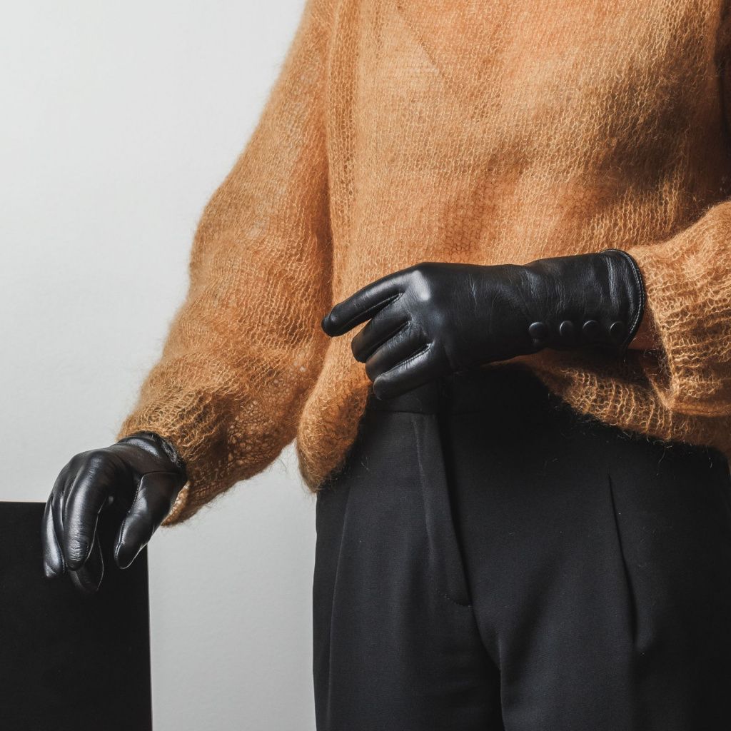 Elegant Leather Gloves with Buttons