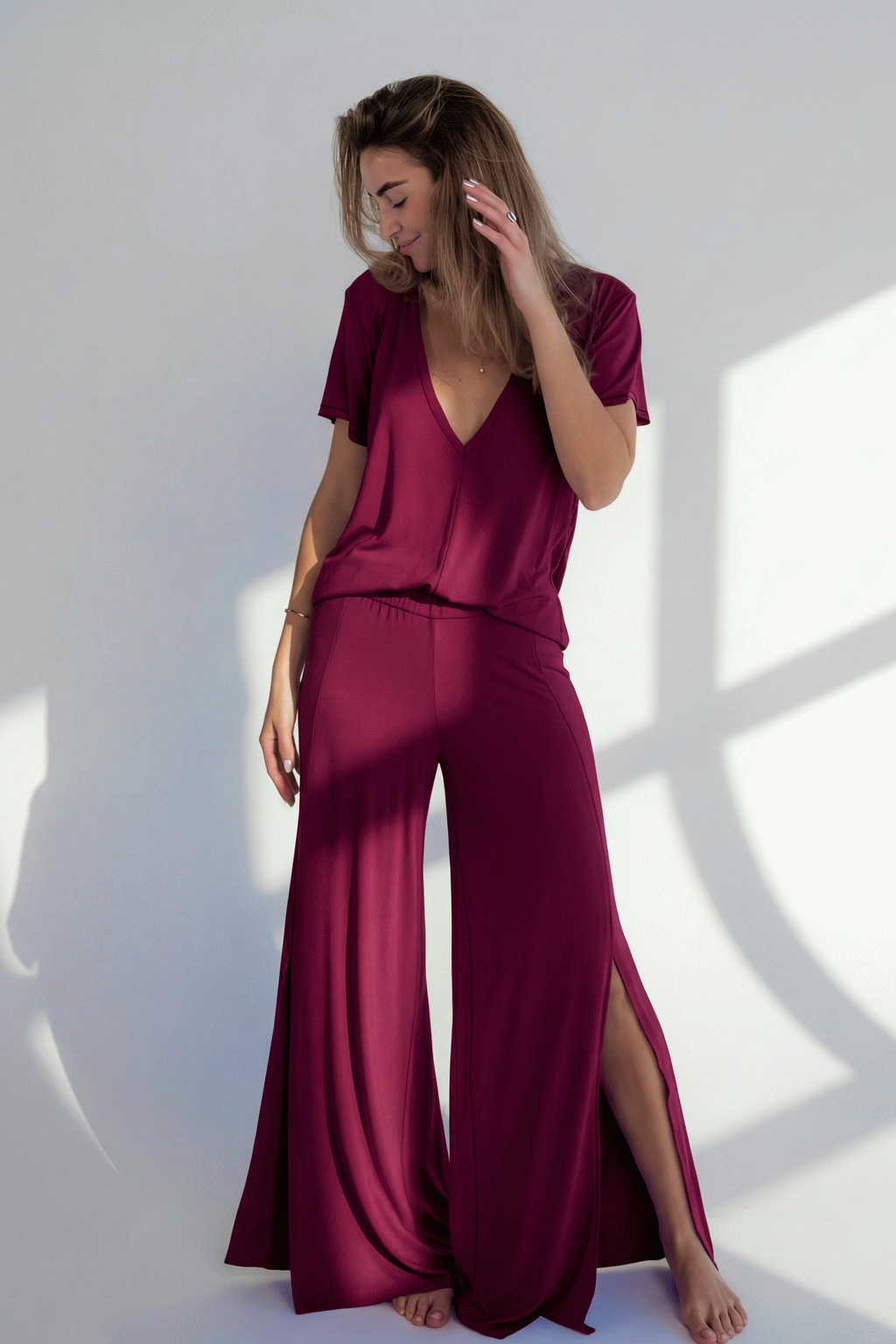 Bamboo Loose T-shirt | Loreen Label Size: UNI / XS - L, Colour: Burgundy