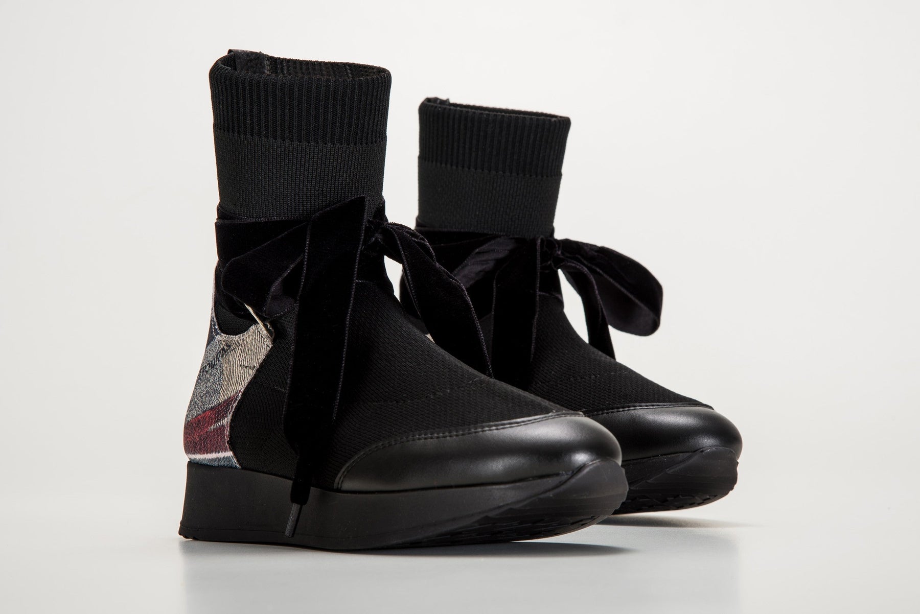 Irina Planetarium Sneakers