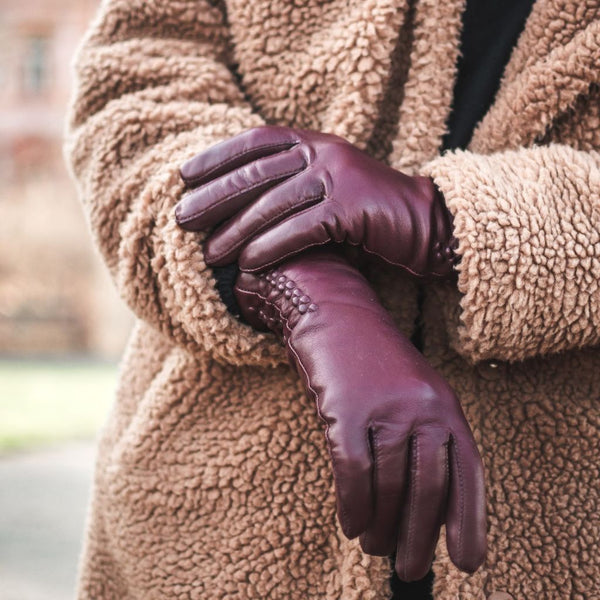 Classic Leather Gloves for Ladies with Ruching on the Sides