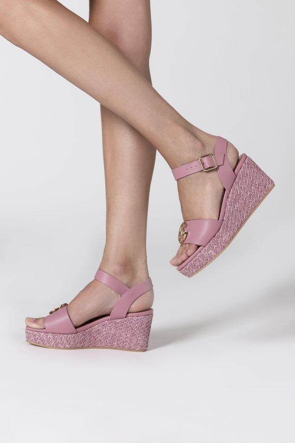 Sandalia Grande Burbuja Rosa con Cuña de Paja Neola