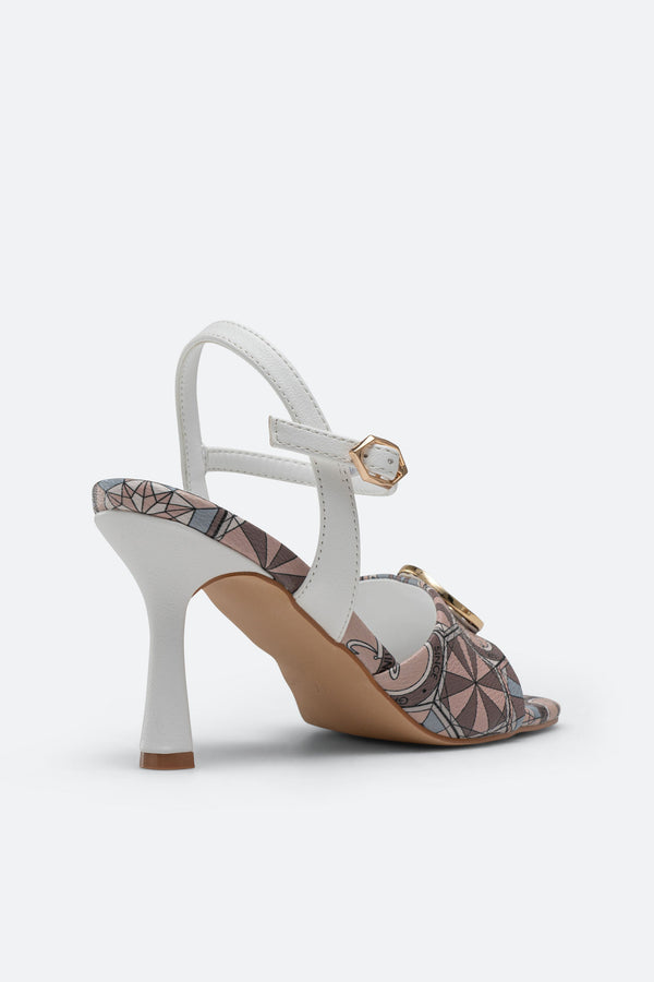 Monroe Sandal in Chalk and Teodosia Powder Details
