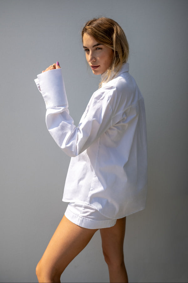 Elegantna srajca | CĀVA PREMIUM WEAR by Loreen Label Velikost: UNI / S - XL, Barva: Bela